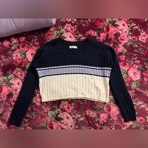 Hollister Navy and Cream V-Neck Sweater